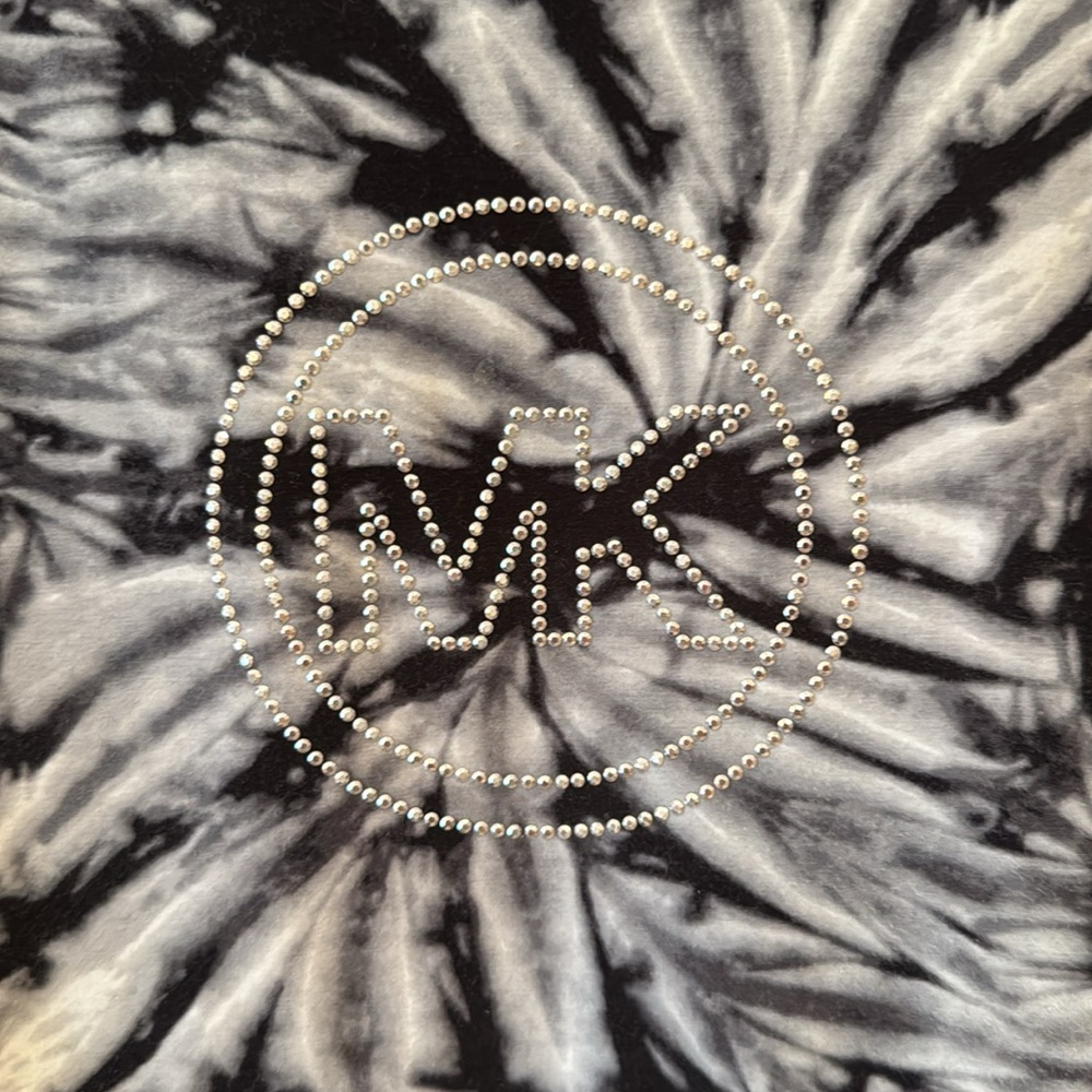 Michael Kors Black and White Graphic studded Logo T-Shirt - Picture 4 of 6